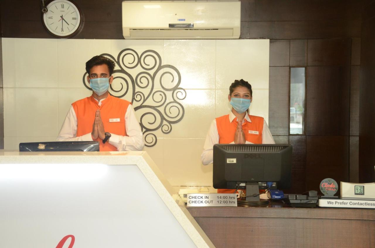 Hotel Clarks Collection Vadodara Exterior photo