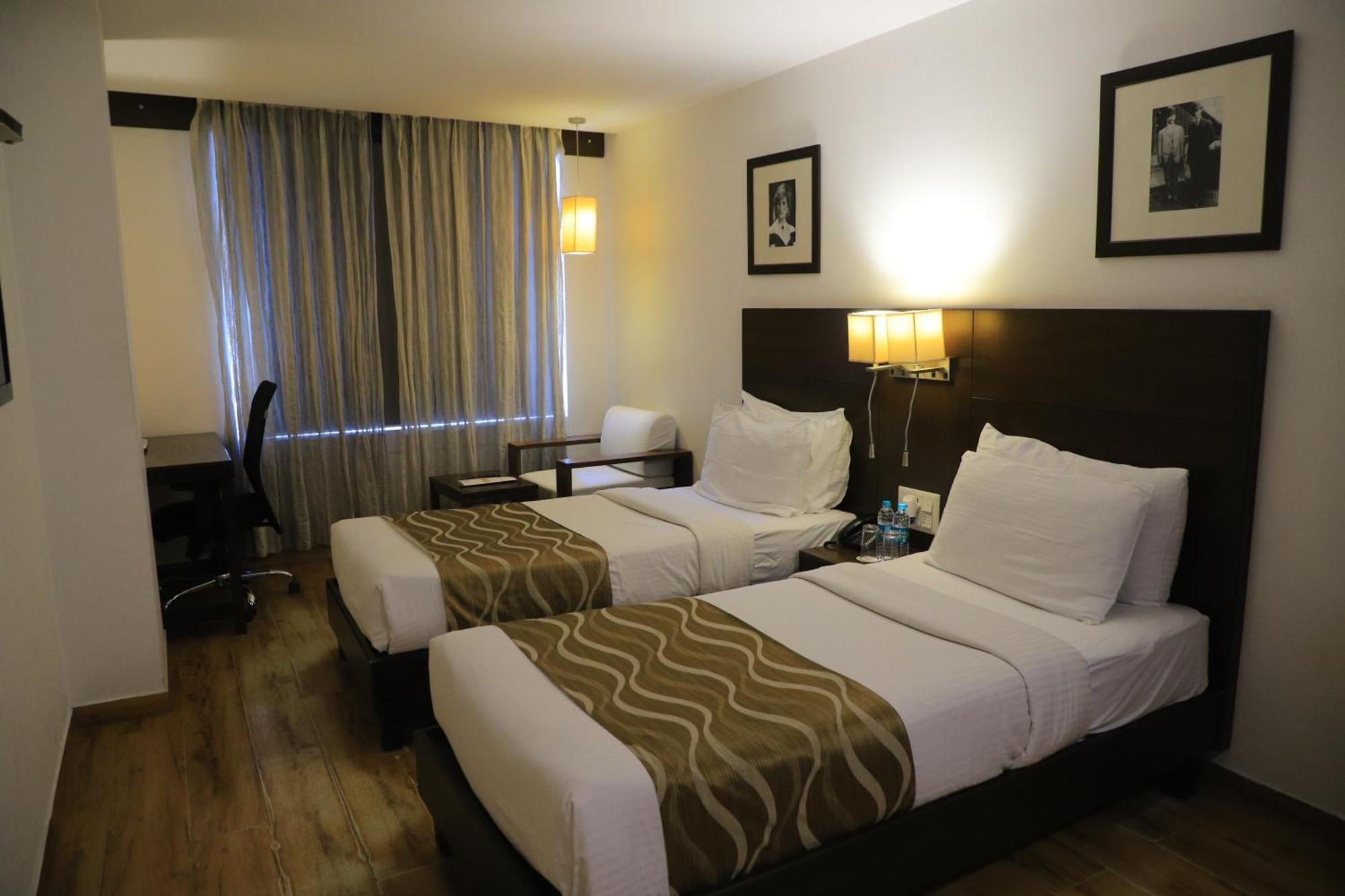 Hotel Clarks Collection Vadodara Exterior photo
