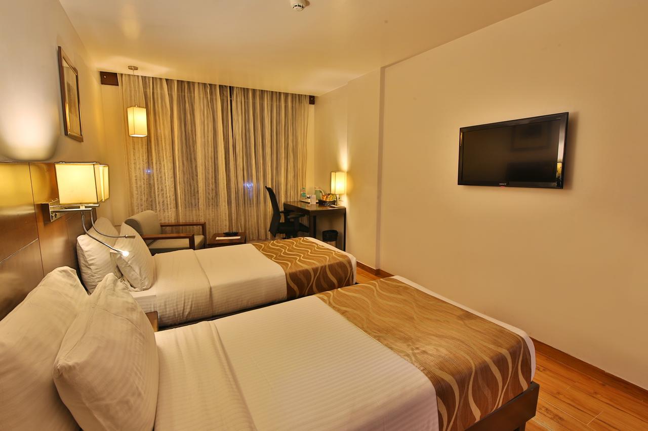 Hotel Clarks Collection Vadodara Exterior photo