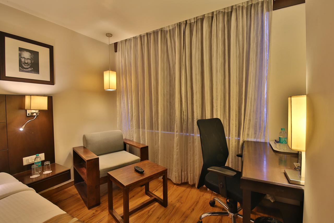Hotel Clarks Collection Vadodara Exterior photo