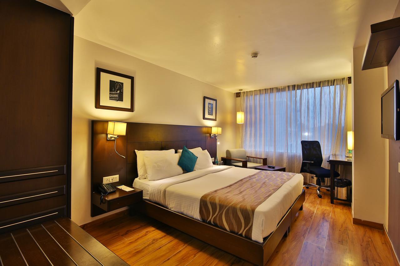 Hotel Clarks Collection Vadodara Exterior photo